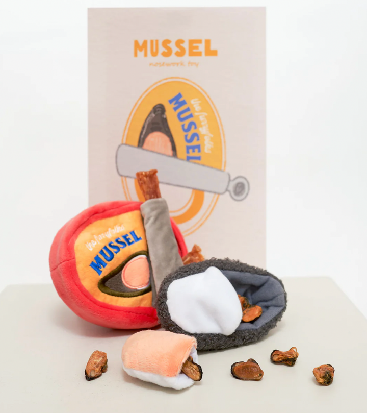 The Furryfolks Tinned Mussel Nosework Toy